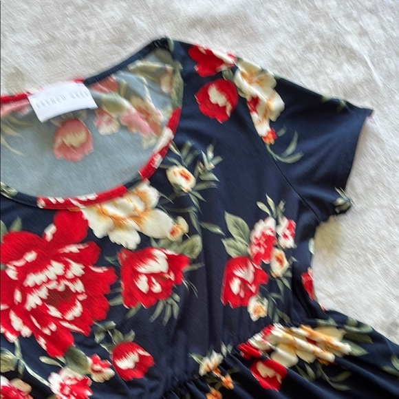 French Grey Red and Yellow Floral Flutter Sleeve Midi Sundress - Picture 4 of 13